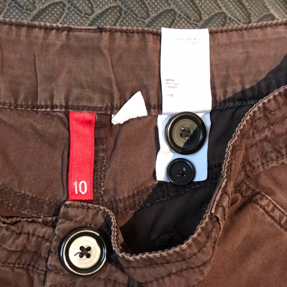 Shorts - Picture 3 of 3